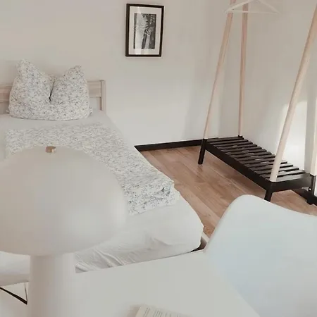 Monteurwohnung In Wesermarsch, Kueche, Einzelbetten, Stedinger 3* Berne
